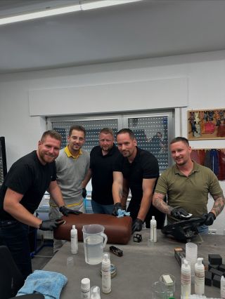 🎓 Červnové školení v zázemí Koch Chemie bylo tentokrát úplně jiné! Náš tým se ponořil do nového světa produktů...