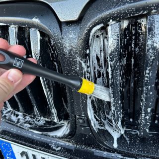 DETAILINGOVÉ ŠTĚTCE – MALÝ NÁSTROJ, VELKÝ POMOCNÍK! Chceš dostat auto do top stavu i na těch nejhůře dostupných místech?...